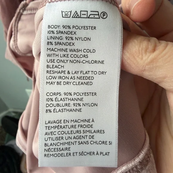 Urban Outfitters blush mauve Goldmine Velvet Surplice Romper Women’s sz S - Picture 10 of 10